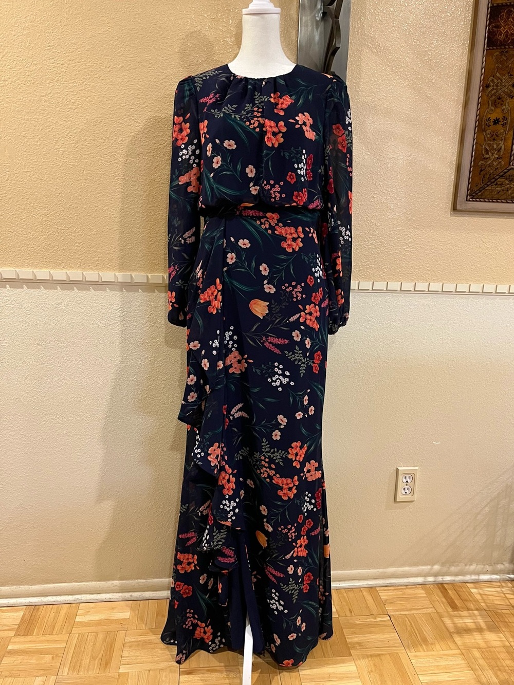 Eliza J Chiffon Floral Long Dress. Balloon long sleeve, slit, cascading ruffle 6 - Picture 5 of 16